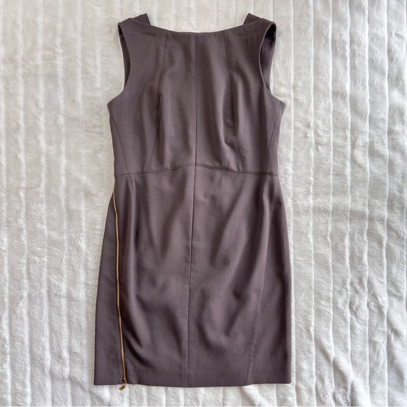 ESCADA chocolate brown sleeveless sheath dress with zipper detailsize 40